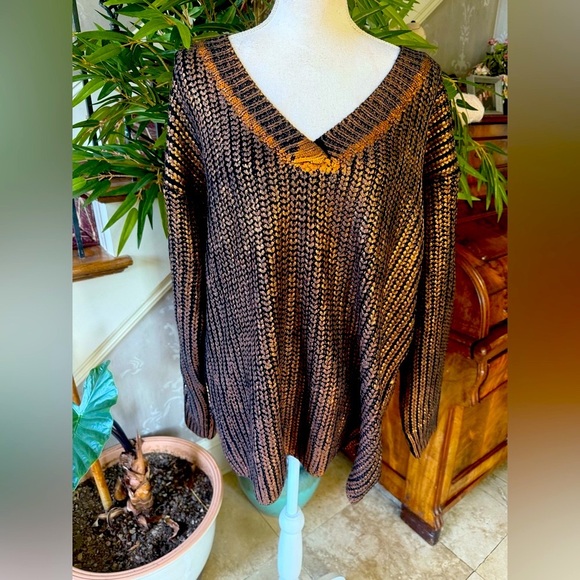 BIBI ladies, bronze  V-neck pullover, long sleeve OS sweater size medium, NWT - Picture 13 of 16